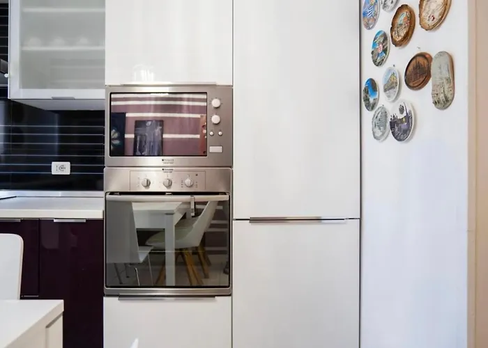 Euphoria 아파트 티라나